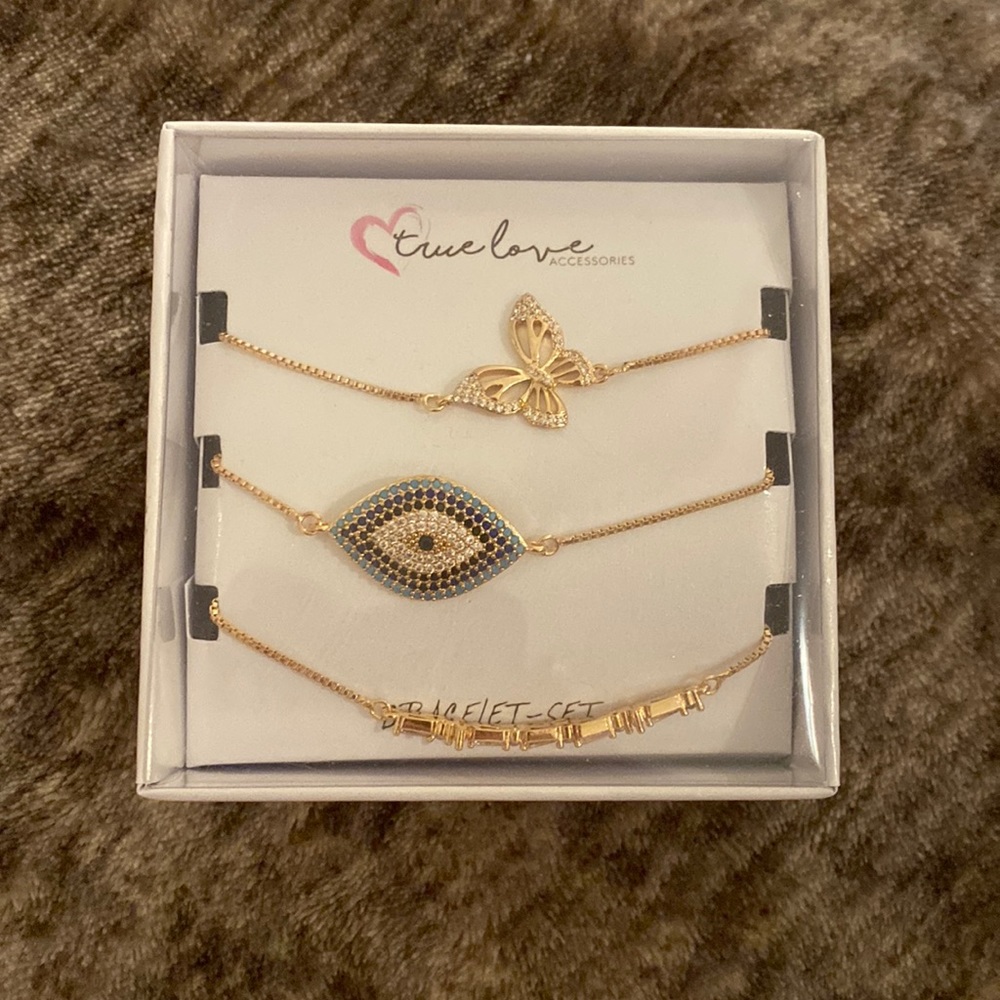 💕True Love Accessories‎ Three Bracelet Set💕